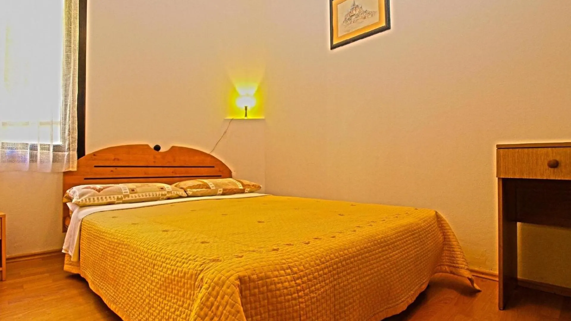 Apartment Ferienwohnung Fuer 7 Personen Ca 90 Qm In Pjescana Uvala, Istrien Istrische Riviera Croatia
